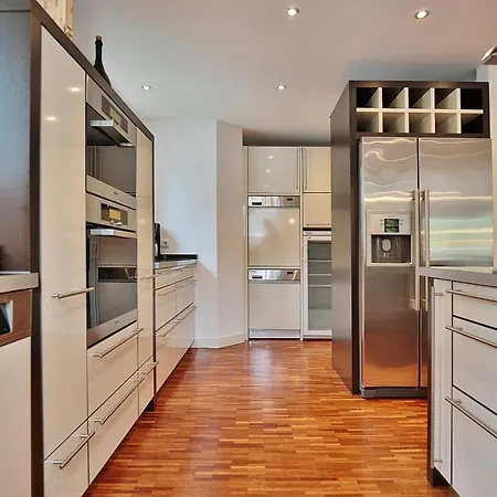 דירה Penthouse Am Platz Penthouse Am Platz Loft 06